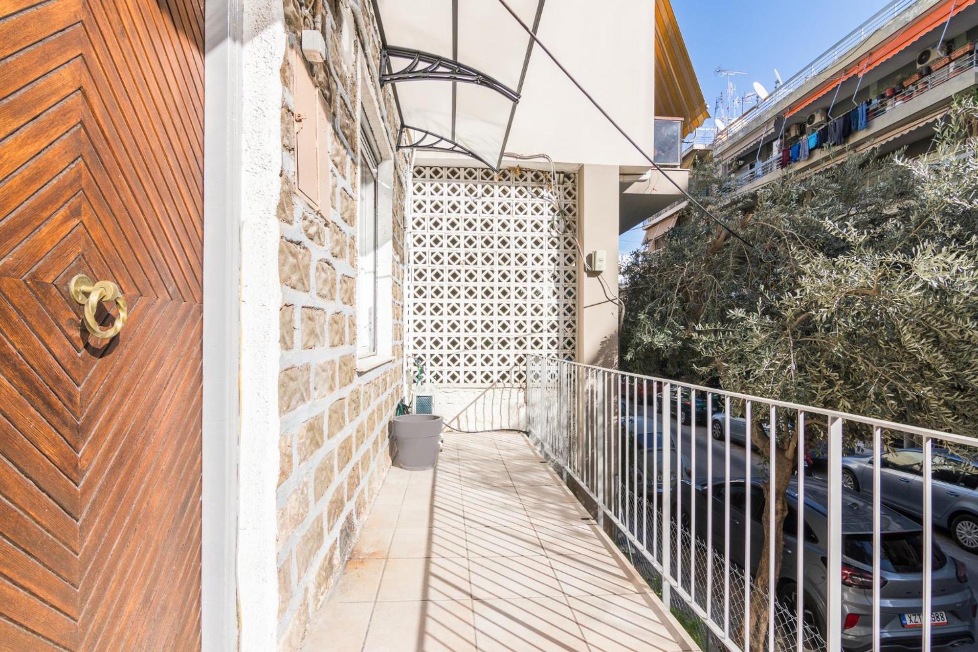 Great House W/ Private Parking Apartment เอเธนส์ ภายนอก รูปภาพ